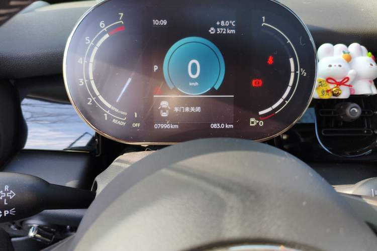 Used MINI 2022 2.0T COOPER S Artist Odometer Close Up