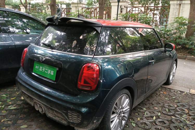 Used MINI 2022 1.5T COOPER Classic Edition Rear Right 45 Deg