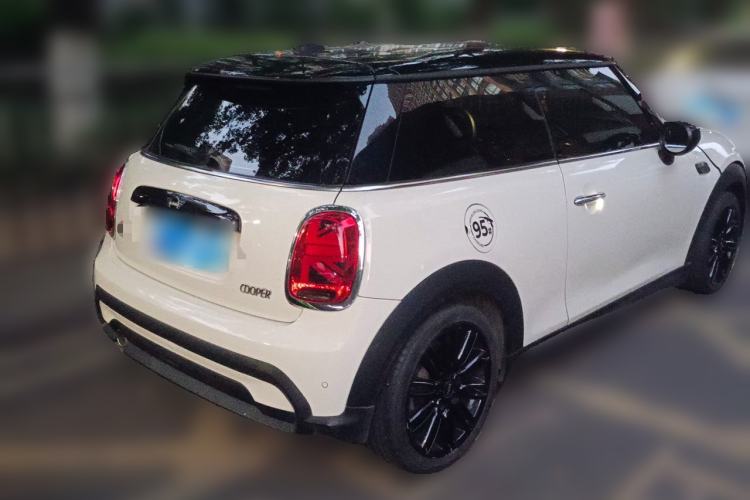 Used MINI 2022 1.5T COOPER Artist Rear Right 45 Deg