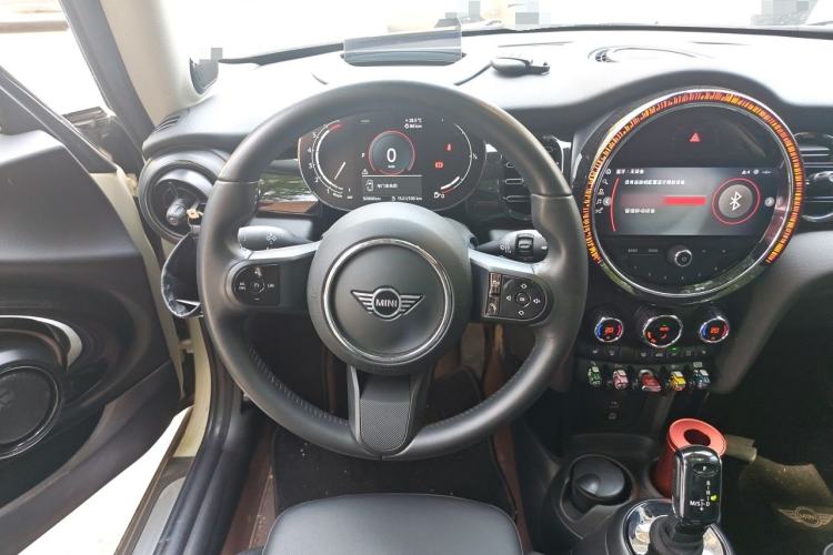 Used MINI 2022 1.5T COOPER Classic Edition Steering Wheel
