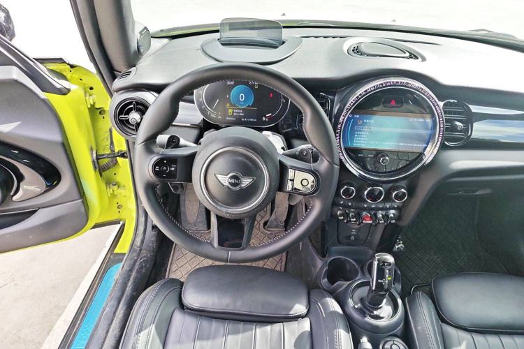 Used MINI 2022 Revised 2.0T COOPER S CABRIO Artist Steering Wheel