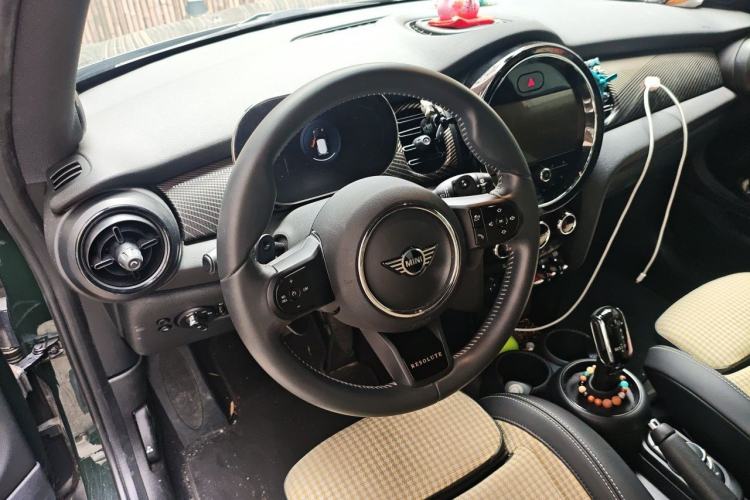Used MINI 2022 2.0T COOPER S Obsession Special Edition Steering Wheel