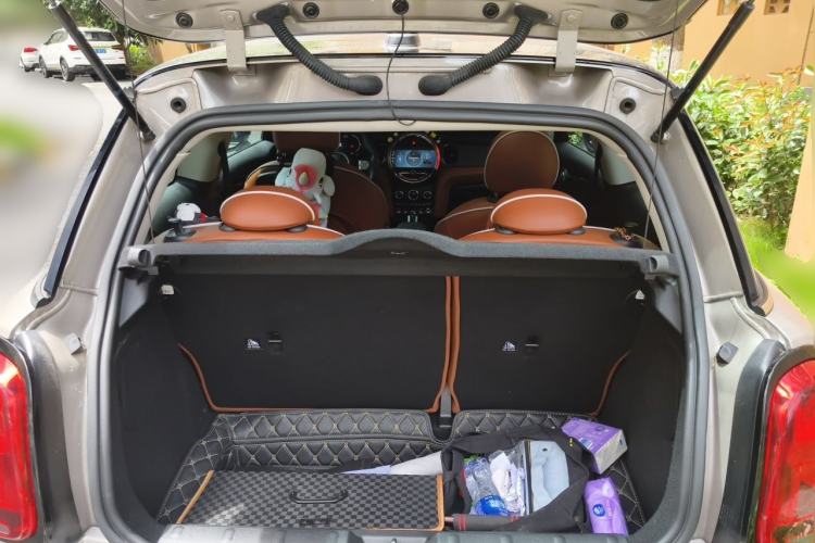 Used MINI 2022 1.5T COOPER Artist Trunk