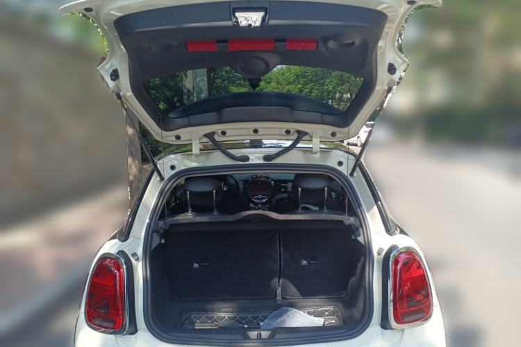 Used MINI 2022 1.5T COOPER Classic Edition Trunk