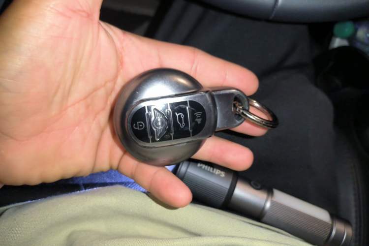 Used MINI 2022 2.0T COOPER S Artist Vehicle Key