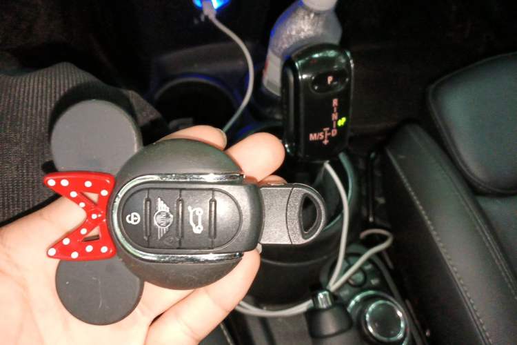 Used MINI 2022 1.5T COOPER Classic Edition Vehicle Key