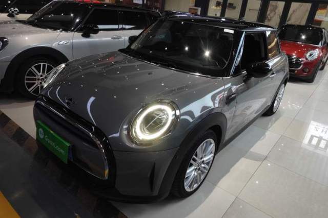 Used MINI 2022 1.5T COOPER Classic Edition