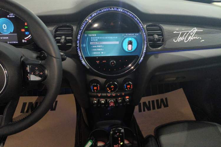 Used MINI 2022 2.0T COOPER S Classic Edition Audio And AC Panel