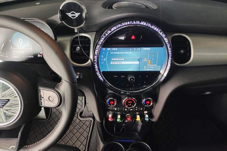 Used MINI 2022 Updated 1.5T COOPER Artist Audio And AC Panel