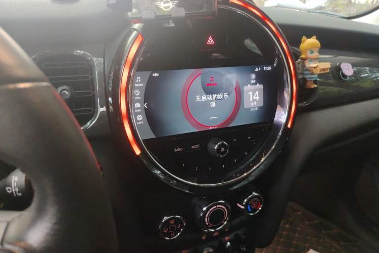 Used MINI 2022 1.5T ONE Five-Door PLUS Audio And AC Panel