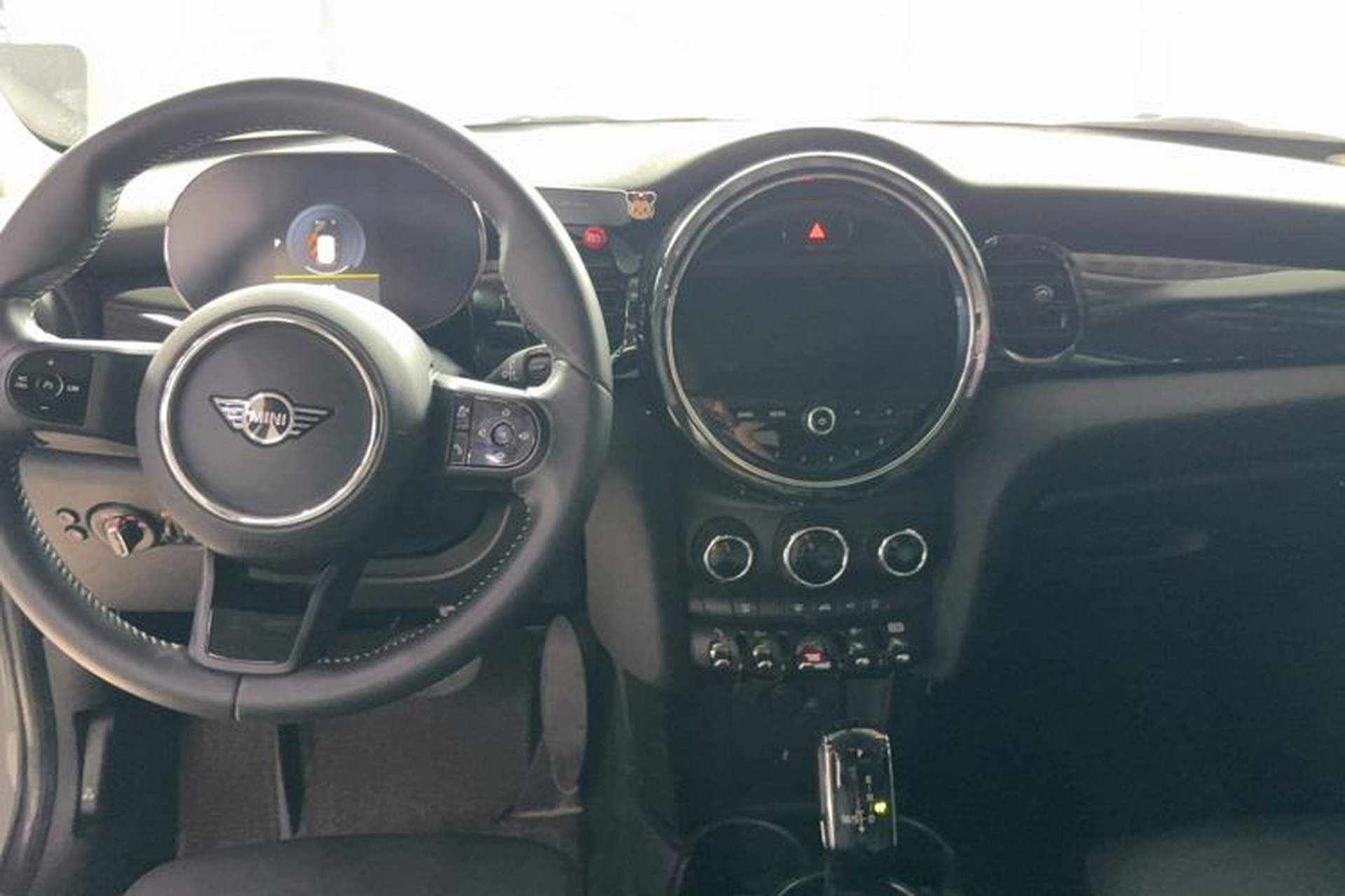 Used MINI 2022 1.5T COOPER Artist Five-Door Edition Audio And AC Panel
