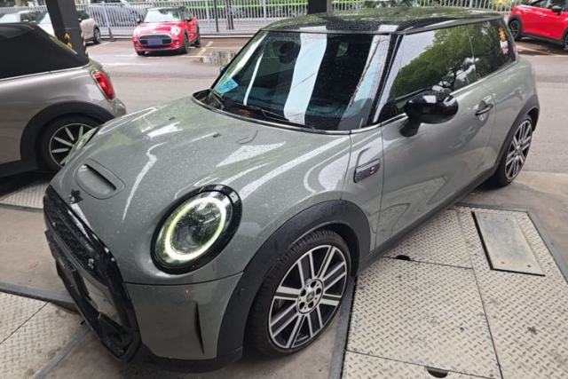Used MINI 2022 Updated 2.0T COOPER S Artist