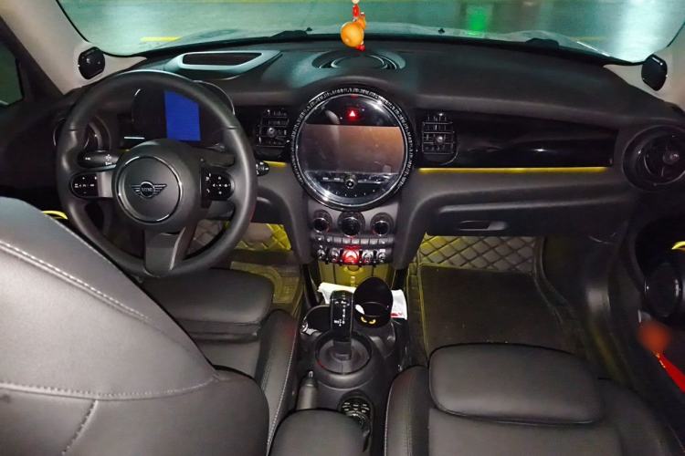Used MINI 2022 Updated 1.5T COOPER Artist Center Console
