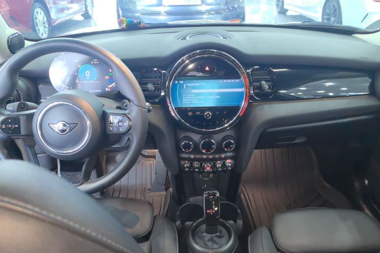 Used MINI 2022 2.0T COOPER S Classic Edition Center Console
