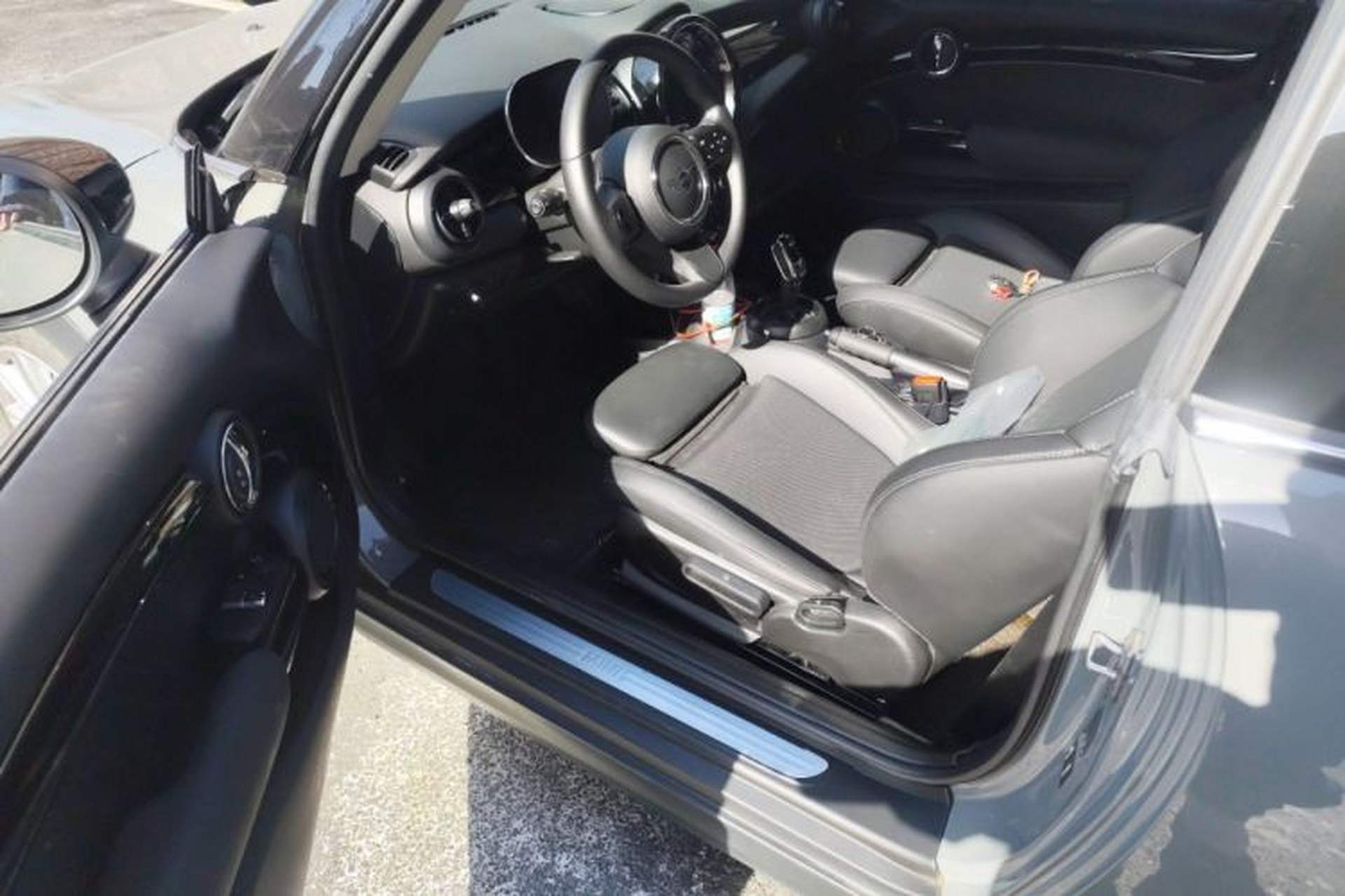 Used MINI 2022 Updated 1.5T COOPER Classic Edition Driver Seat