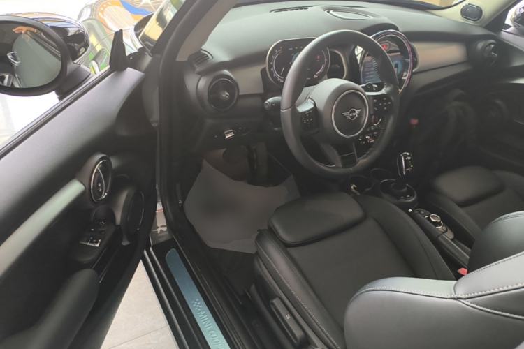 Used MINI 2022 2.0T COOPER S Classic Edition Driver Seat