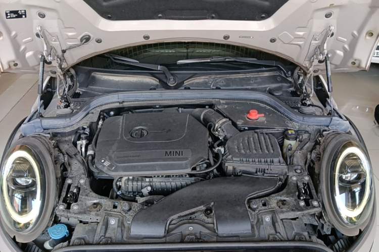 Used MINI 2022 1.5T COOPER Artist Five-Door Edition Engine Bay