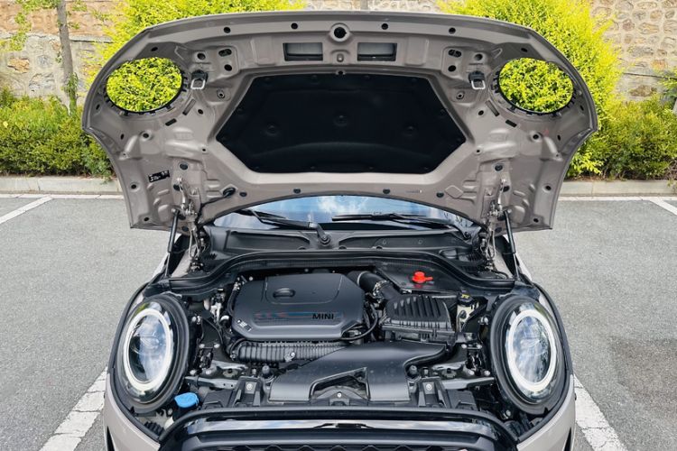 Used MINI 2022 Revised 2.0T COOPER S CABRIO Sidewalk Engine Bay