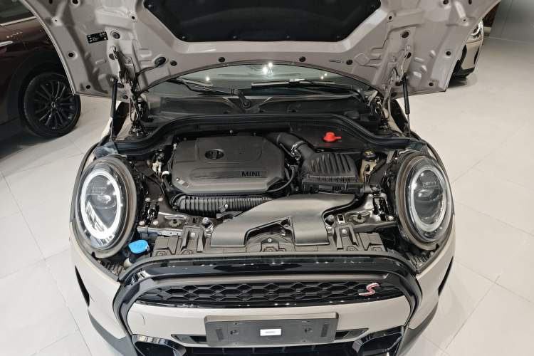 Used MINI 2022 2.0T COOPER S Artist Engine Bay