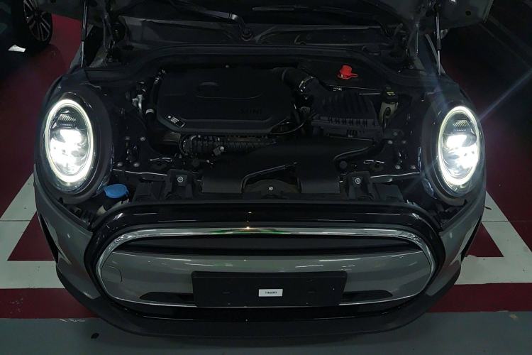 Used MINI 2022 Updated 1.5T COOPER Classic Edition Engine Bay