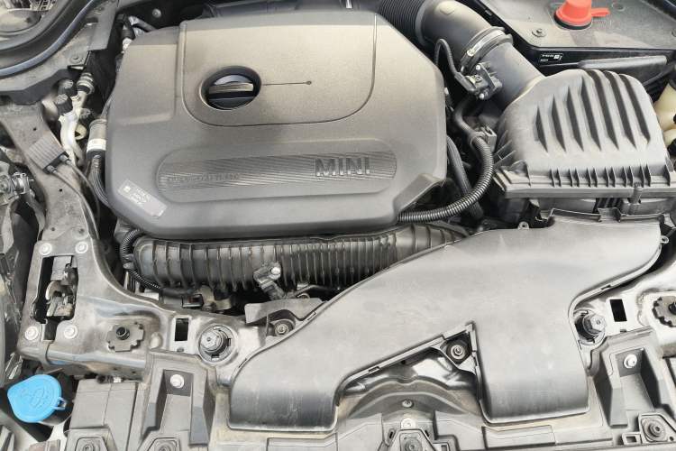 Used MINI 2022 2.0T COOPER S Artist Engine Bay