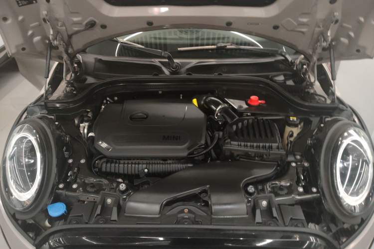 Used MINI 2022 2.0T COOPER S Artist Engine Bay