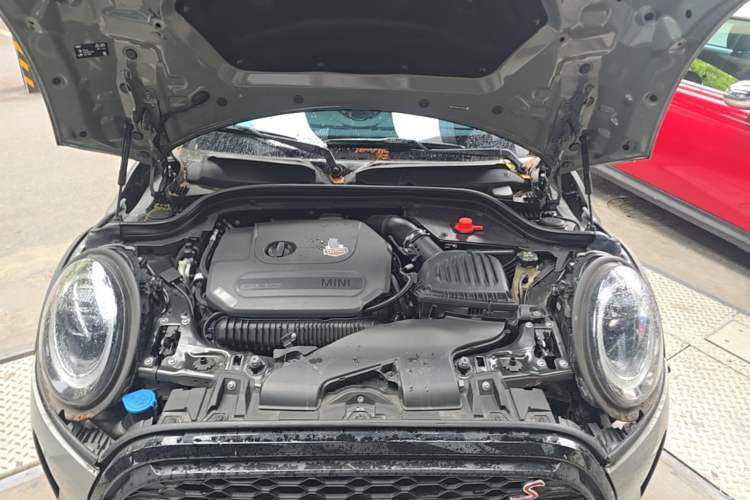 Used MINI 2022 Updated 2.0T COOPER S Artist Engine Bay
