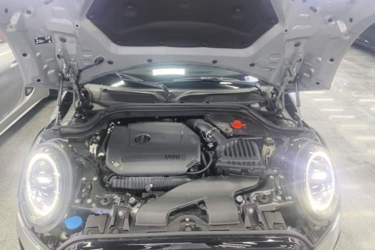 Used MINI 2022 2.0T COOPER S CABRIO Artist Engine Bay