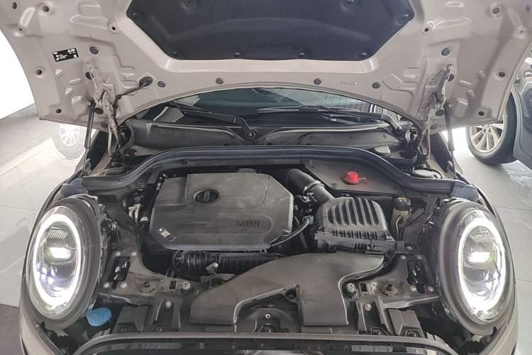Used MINI 2022 Updated 1.5T COOPER Artist Engine Bay