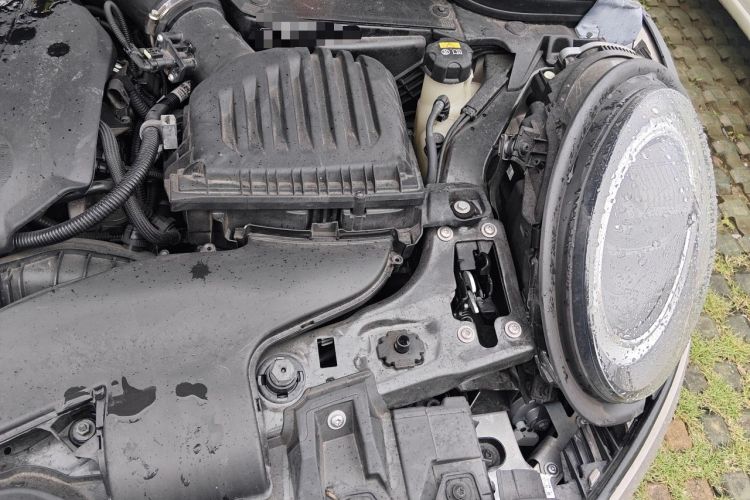 Used MINI 2022 Revised 2.0T COOPER S Artist Five-Door Edition Engine Bay Left