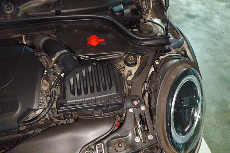 Used MINI 2022 Updated 1.5T COOPER Artist Engine Bay Left