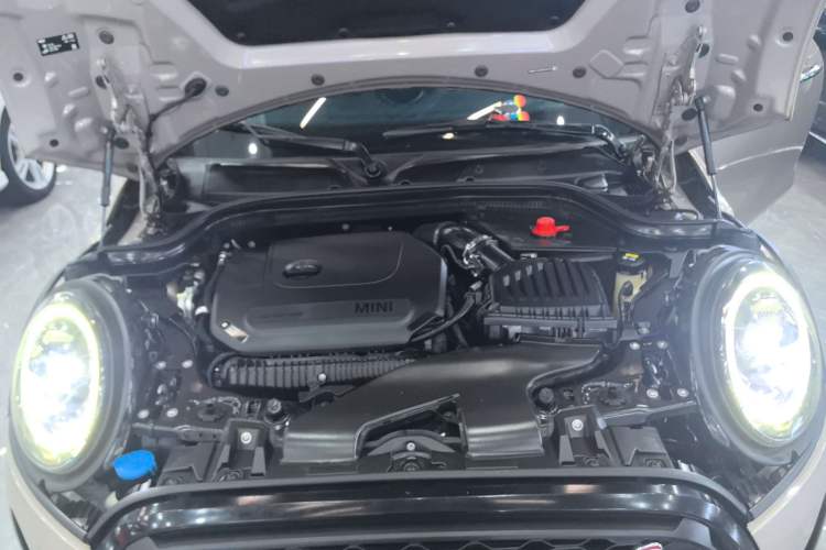Used MINI 2022 2.0T COOPER S Classic Edition Engine Bay