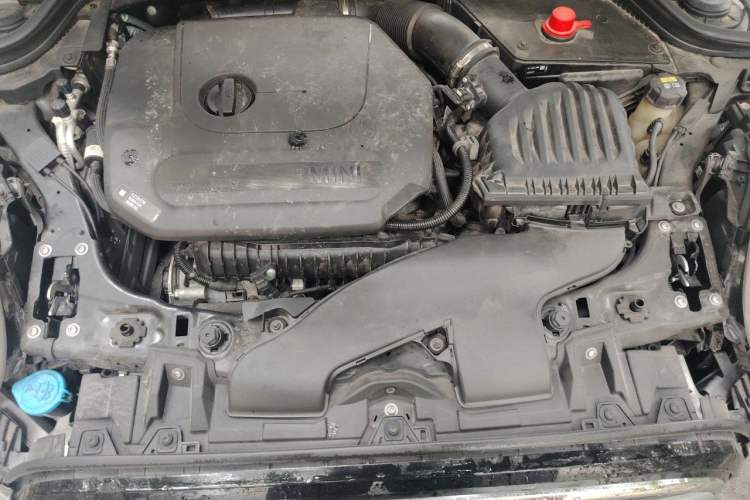Used MINI 2022 1.5T ONE Five-Door PLUS Engine Bay
