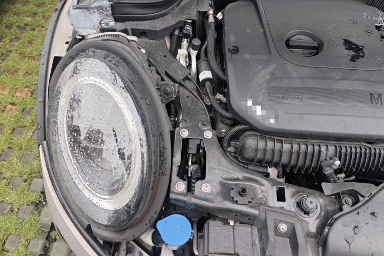 Used MINI 2022 Revised 2.0T COOPER S Artist Five-Door Edition Engine Bay Right