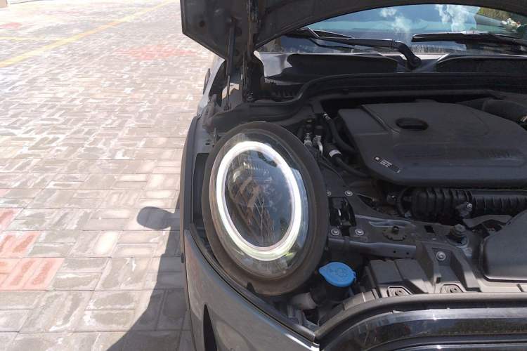 Used MINI 2022 1.5T Camden Limited Edition Five-Door Version Engine Bay Right