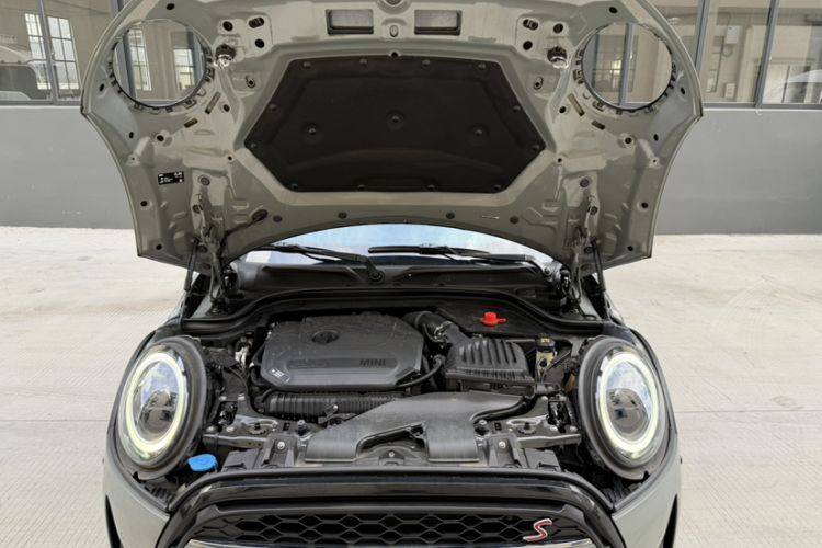 Used MINI 2022 2.0T COOPER S Classic Edition Engine Bay
