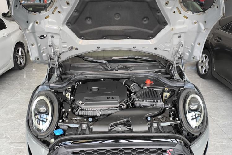 Used MINI 2022 2.0T COOPER S Classic Edition Engine Bay