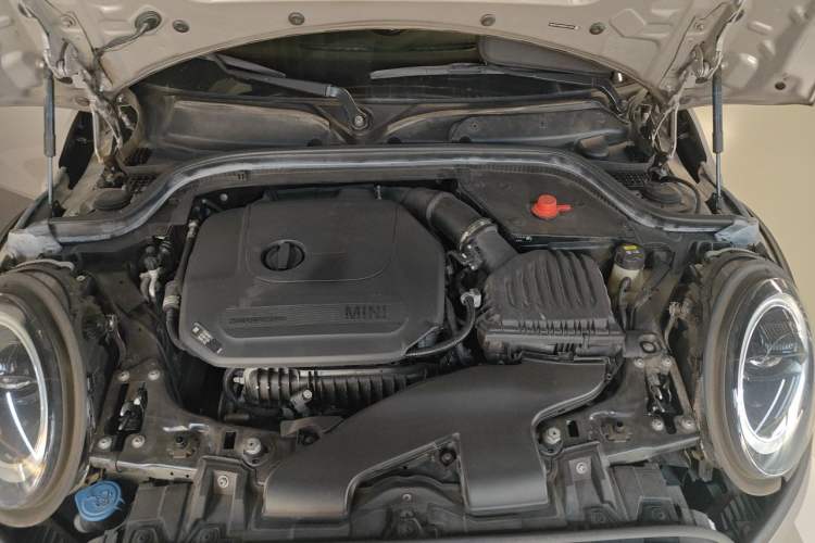 Used MINI 2022 1.5T COOPER Artist Engine Bay