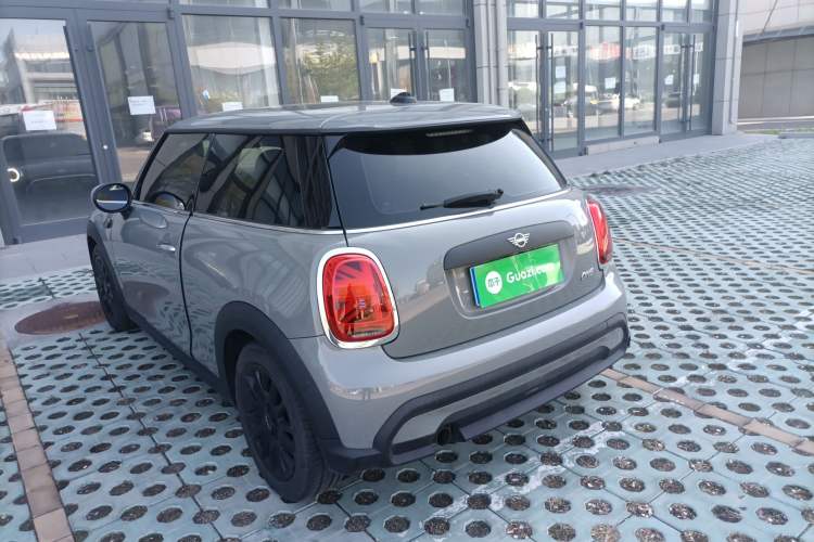 Used MINI 2022 1.5T ONE Exterior 2