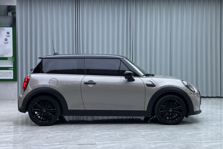 Used MINI 2022 Updated 1.5T COOPER Artist Exterior 3