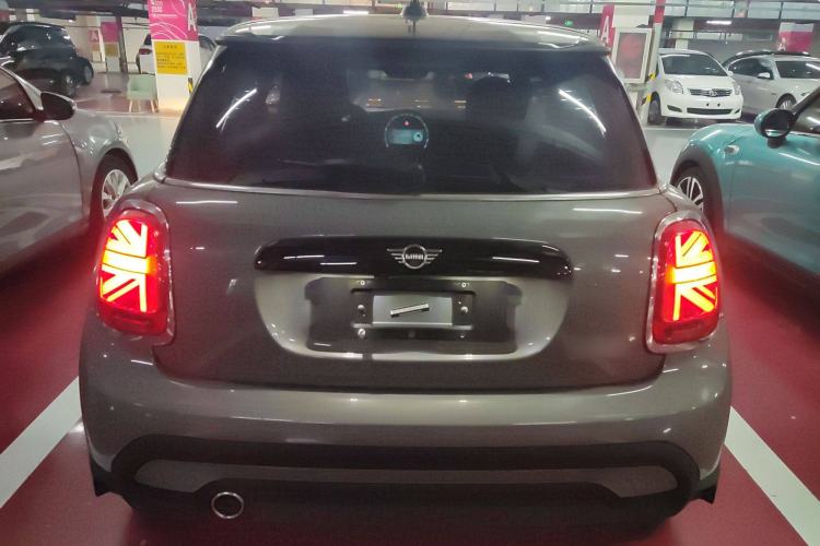 Used MINI 2022 Updated 1.5T COOPER Classic Edition Exterior 4