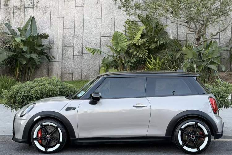 Used MINI 2022 2.0T COOPER S Artist Exterior 4