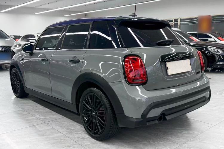 Used MINI 2022 Updated 1.5T COOPER Classic Edition Five-Door Version Exterior 4