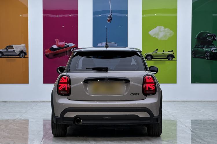 Used MINI 2022 Updated 1.5T COOPER Artist Exterior 4