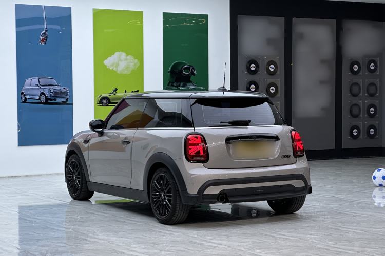 Used MINI 2022 Updated 1.5T COOPER Artist Exterior 5