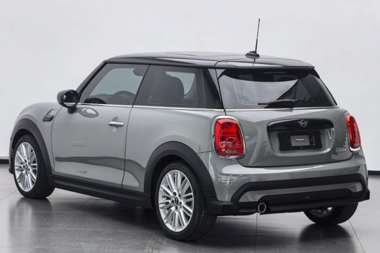 Used MINI 2022 Updated 1.5T COOPER Classic Edition Exterior 9