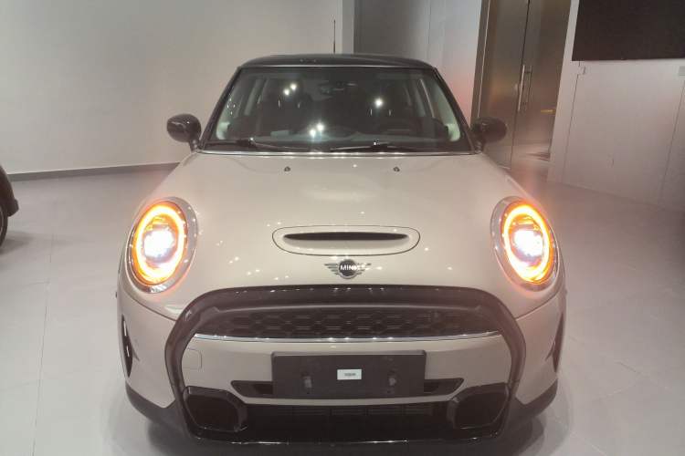 Used MINI 2022 2.0T COOPER S Classic Edition Front