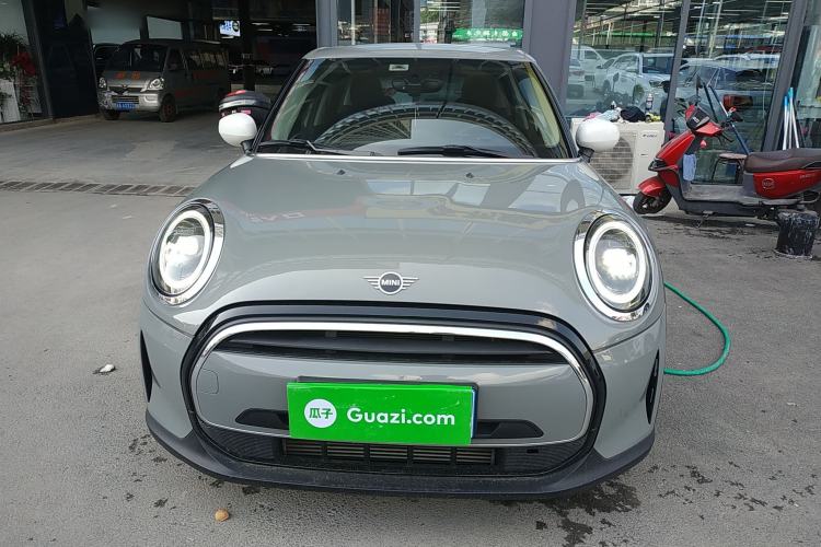 Used MINI 2022 Updated 1.5T ONE Five-Door PLUS Edition Front