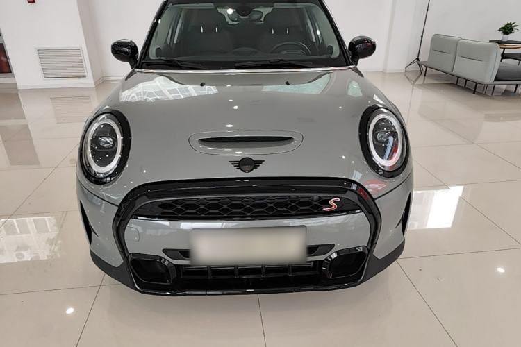 Used MINI 2022 Updated 2.0T COOPER S Classic Edition Five-Door Version Front