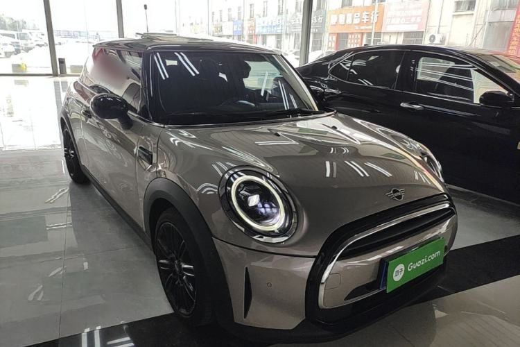 Used MINI 2022 Updated 1.5T COOPER Artist Front Right 45 Deg